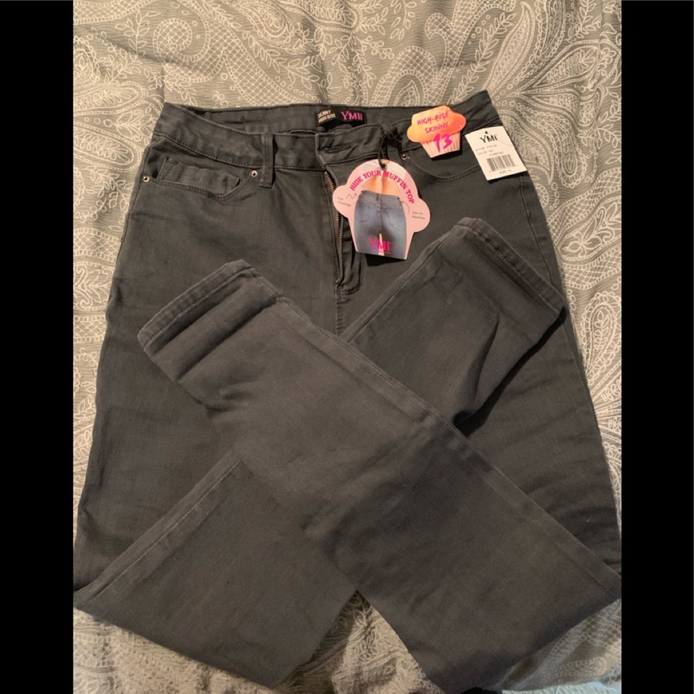 YMI MUFFIN TOP JEANS